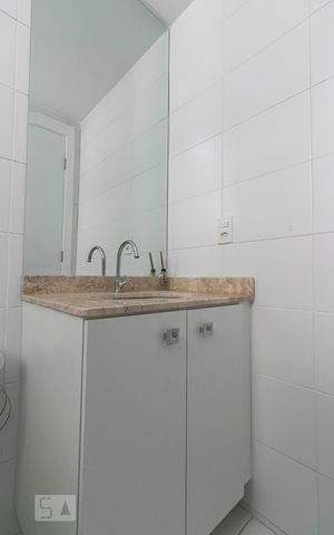 Apartamento à venda com 67m², 3 quartos e 1 vagaBanheiro da Suíte