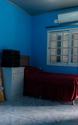 Casa à venda com 150m², 3 quartos e 2 vagas Casa à venda com 150m², 3 quartos e 2 vagasQuarto 3