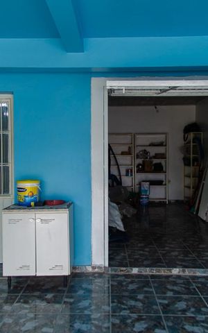 Casa à venda com 150m², 3 quartos e 2 vagas Casa à venda com 150m², 3 quartos e 2 vagasGaragem
