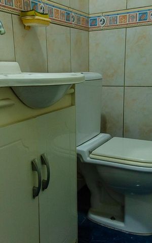 Casa à venda com 150m², 3 quartos e 2 vagas Casa à venda com 150m², 3 quartos e 2 vagasBanheiro da Suíte