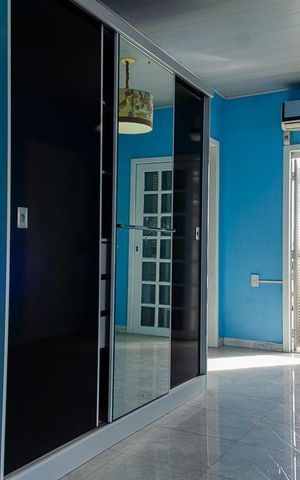 Casa à venda com 150m², 3 quartos e 2 vagas Casa à venda com 150m², 3 quartos e 2 vagasQuarto Suíte