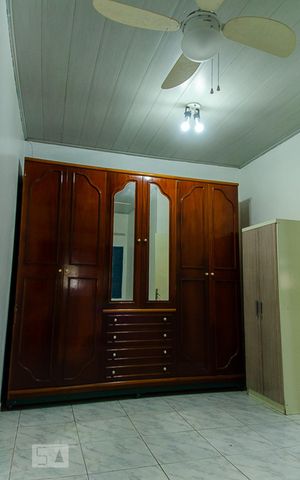 Casa à venda com 150m², 3 quartos e 2 vagas Casa à venda com 150m², 3 quartos e 2 vagasQuarto 1 Inferior