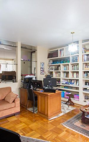 Casa à venda com 464m², 4 quartos e 3 vagasSala 1
