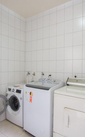 Casa à venda com 464m², 4 quartos e 3 vagasÁrea de Serviço