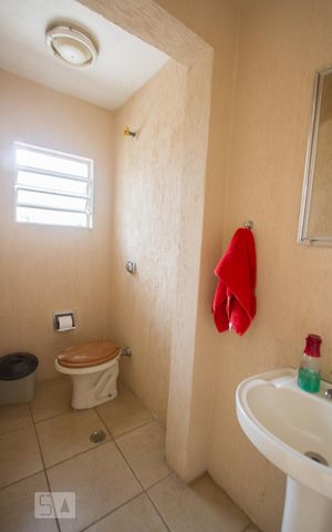 Casa à venda com 464m², 4 quartos e 3 vagasBanheiro Quarto de Serviço 2