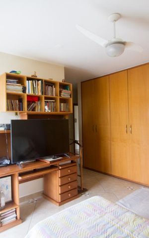 Casa à venda com 464m², 4 quartos e 3 vagasSuíte 2