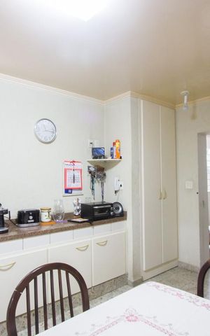 Casa à venda com 464m², 4 quartos e 3 vagasCopa
