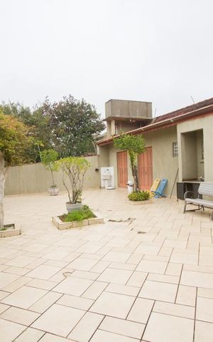 Casa à venda com 464m², 4 quartos e 3 vagasQuintal 2