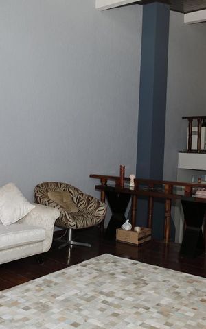 Casa para alugar com 360m², 4 quartos e 4 vagasSala
