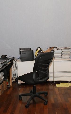 Casa para alugar com 360m², 4 quartos e 4 vagasEscritório no hall anexo aos quartos