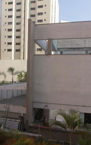 Apartamento à venda com 203m², 4 quartos e 4 vagasVista da suíte 3