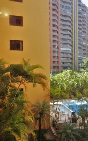 Apartamento à venda com 203m², 4 quartos e 4 vagasVista da suíte 1