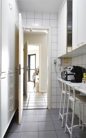 Apartamento à venda com 203m², 4 quartos e 4 vagasCozinha