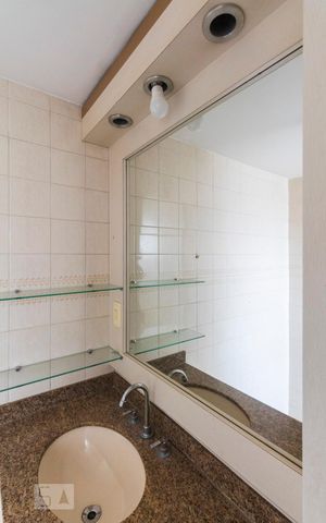 Apartamento para alugar com 61m², 2 quartos e 1 vaga Banheiro