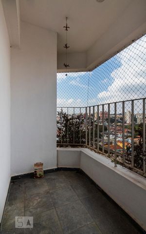 Apartamento para alugar com 61m², 2 quartos e 1 vagaVaranda
