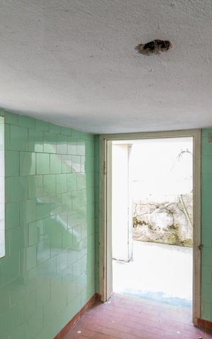 Casa à venda com 100m², 2 quartos e 2 vagas Casa à venda com 100m², 2 quartos e 2 vagasDespensa