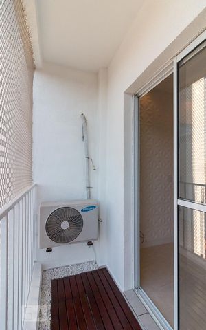 Apartamento à venda com 58m², 2 quartos e 1 vagaVaranda