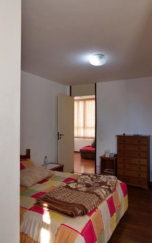 Apartamento à venda com 219m², 4 quartos e 2 vagas Apartamento à venda com 219m², 4 quartos e 2 vagasSuíte 4