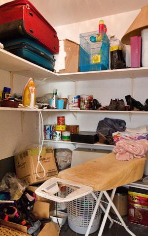Apartamento à venda com 219m², 4 quartos e 2 vagas Apartamento à venda com 219m², 4 quartos e 2 vagasQuarto de Serviço