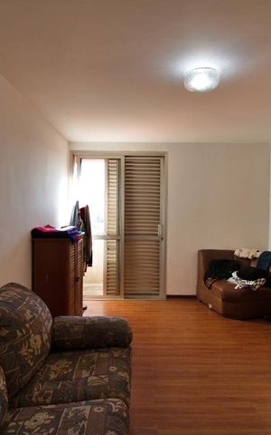 Apartamento à venda com 219m², 4 quartos e 2 vagas Apartamento à venda com 219m², 4 quartos e 2 vagasSuíte 1