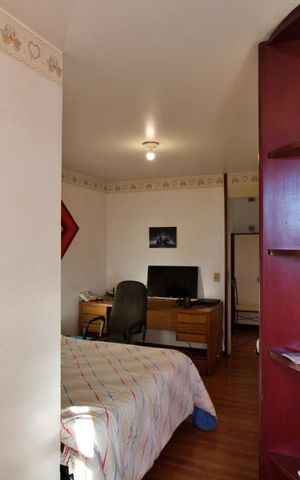 Apartamento à venda com 219m², 4 quartos e 2 vagas Apartamento à venda com 219m², 4 quartos e 2 vagasSuíte 2