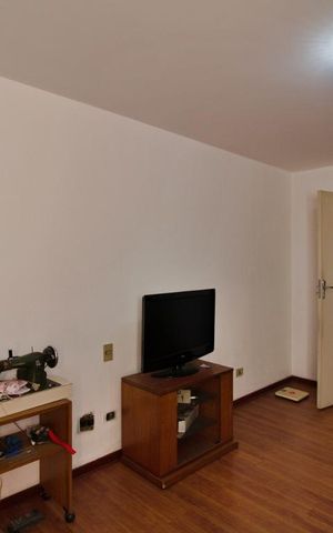 Apartamento à venda com 219m², 4 quartos e 2 vagas Apartamento à venda com 219m², 4 quartos e 2 vagasSuíte 1