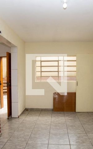 Casa à venda com 241m², 3 quartos e 6 vagas Casa à venda com 241m², 3 quartos e 6 vagasCozinha