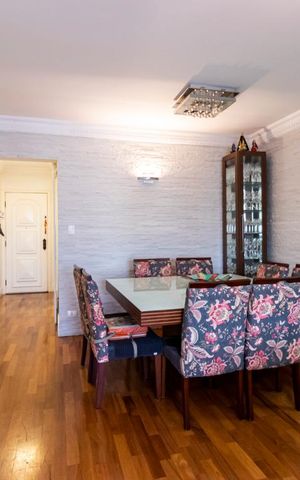 Apartamento à venda com 115m², 3 quartos e 2 vagasSala