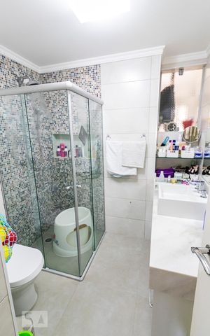 Apartamento à venda com 115m², 3 quartos e 2 vagasBanheiro social