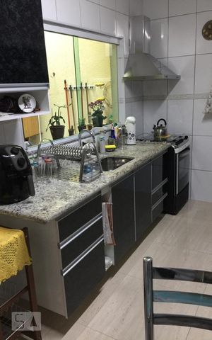 Casa de condomínio à venda com 110m², 3 quartos e 2 vagas Casa de condomínio à venda com 110m², 3 quartos e 2 vagasCozinha