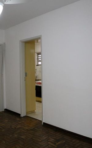 Apartamento à venda com 75m², 2 quartos e sem vagaSala