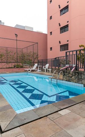 Apartamento à venda com 92m², 3 quartos e 2 vagas Apartamento à venda com 92m², 3 quartos e 2 vagasPiscina