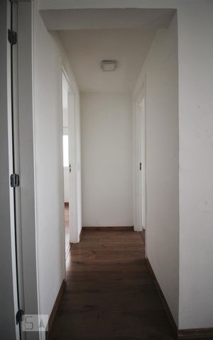 Apartamento para alugar com 70m², 2 quartos e 1 vagaCorredor