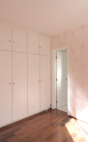 Apartamento à venda com 198m², 3 quartos e 3 vagasSuite 2