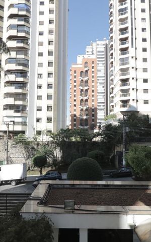 Apartamento à venda com 198m², 3 quartos e 3 vagasVista da Sacada da Sala