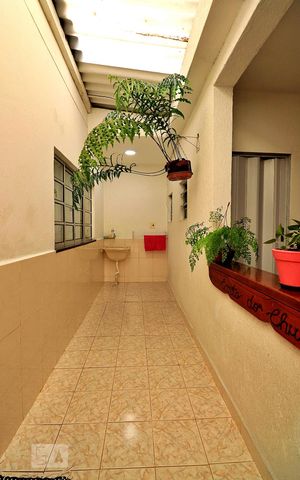 Casa à venda com 300m², 3 quartos e 3 vagasÁrea de Serviço