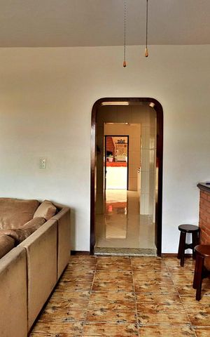 Casa à venda com 300m², 3 quartos e 3 vagasSala