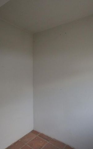 Casa à venda com 306m², 4 quartos e 4 vagas Casa à venda com 306m², 4 quartos e 4 vagasDependência