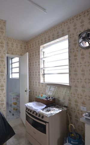 Casa à venda com 306m², 4 quartos e 4 vagas Casa à venda com 306m², 4 quartos e 4 vagasCozinha