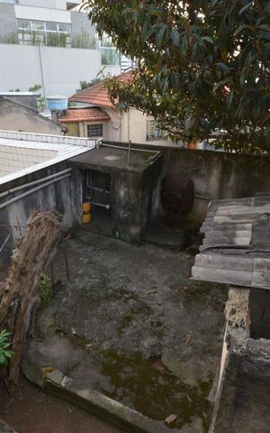 Casa à venda com 306m², 4 quartos e 4 vagas Casa à venda com 306m², 4 quartos e 4 vagasArea Externa