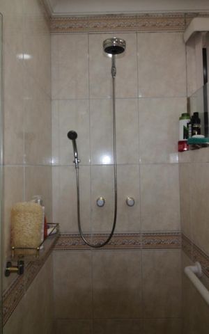 Apartamento à venda com 303m², 3 quartos e 4 vagasBanheiro Suite 1 master 