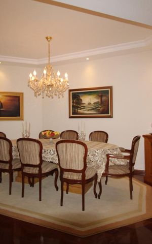 Apartamento à venda com 303m², 3 quartos e 4 vagasSala
