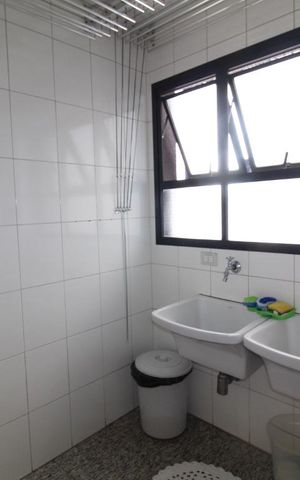 Apartamento à venda com 303m², 3 quartos e 4 vagasÁrea serviço