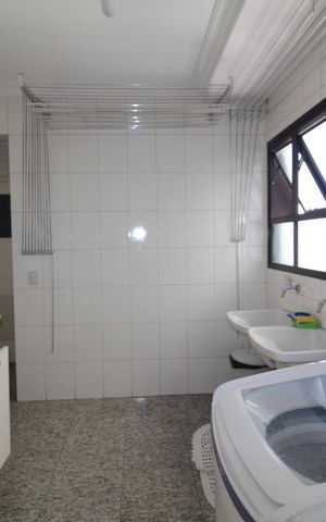 Apartamento à venda com 303m², 3 quartos e 4 vagasÁrea serviço