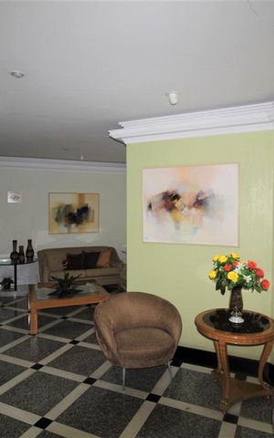 Apartamento à venda com 303m², 3 quartos e 4 vagasHall social