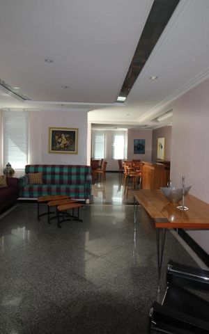 Apartamento à venda com 303m², 3 quartos e 4 vagasSalão festa