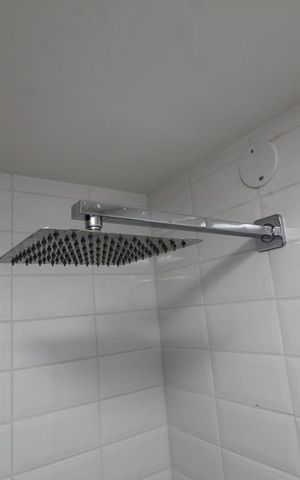 Apartamento para alugar com 67m², 2 quartos e sem vagaChuveiro
