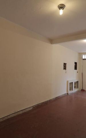 Casa à venda com 150m², 2 quartos e 1 vagaSala
