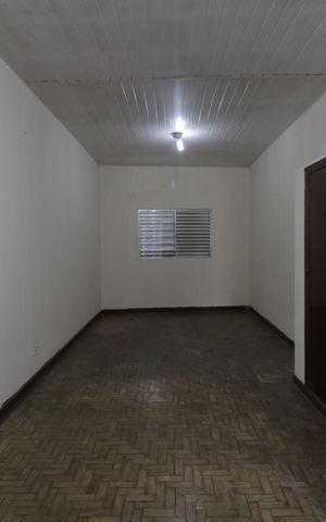 Casa à venda com 150m², 2 quartos e 1 vagaQuarto