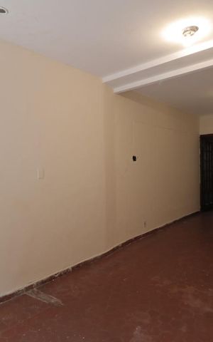 Casa à venda com 150m², 2 quartos e 1 vagaSala